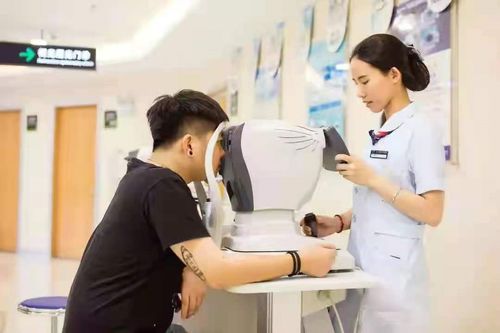 聚焦未来 中国股市医药行业四大高成长潜力公司（科技中介服务视角）